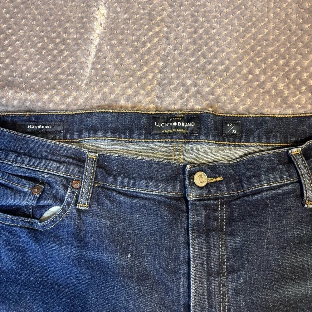 Lucky Brand 363 Straight Jeans Mens Dark‎ Wash Denim Size 42x32 - Picture 3 of 8